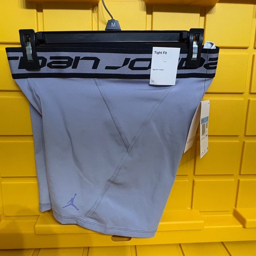 Jordan Sport Women’s 5” shorts